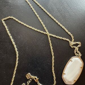 Kendra Scott Pendant Necklace